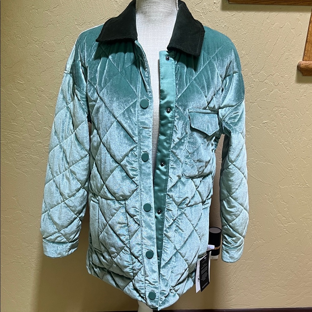 Reversible Quilted Velvet Jacket in color Jade